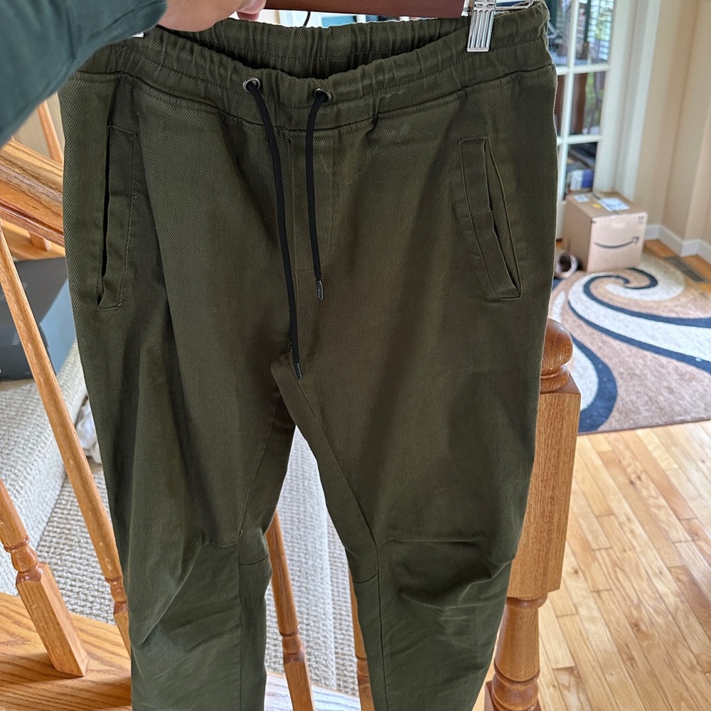 ESNTLS Green Chino Pants